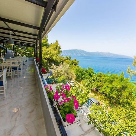 Isi Rooms Vlore Bagian luar foto